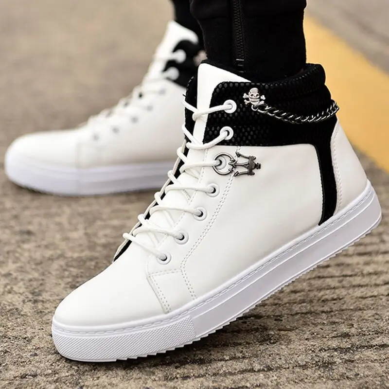 

Luxury Brand White Casual Shoes Chic Chain Deco Youth Boys Sneakers Men Flat Ankle Boos for Winter with Fur