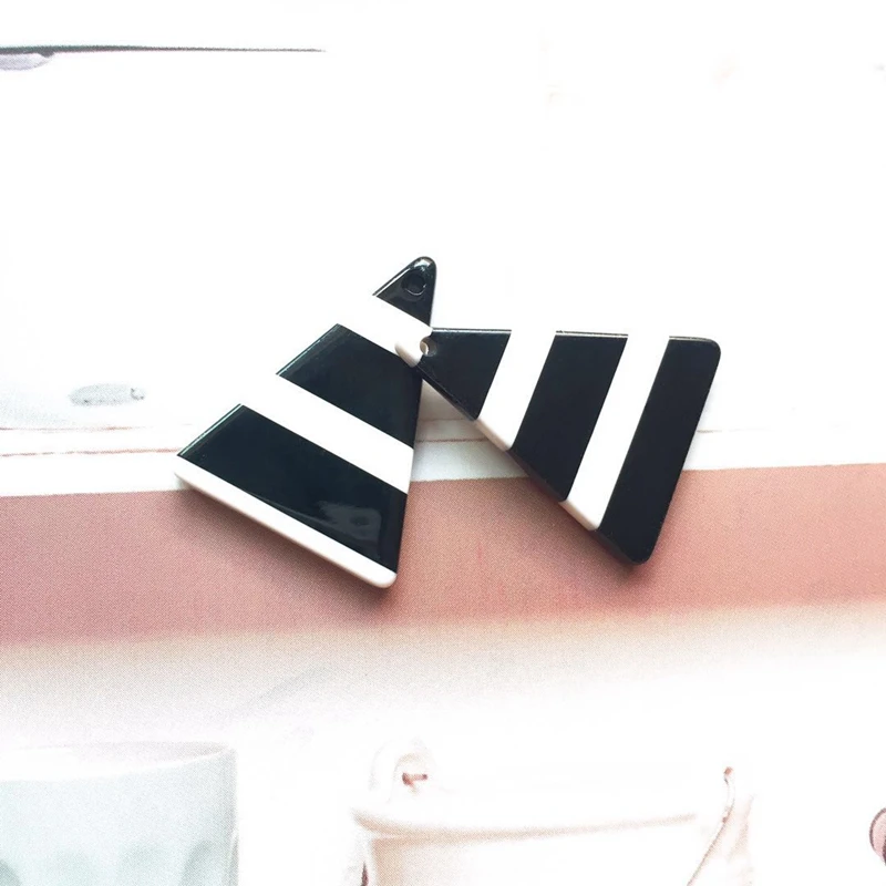 Фурнитура для ювелирных изделий в черно-белую полоску акриловые аксессуары