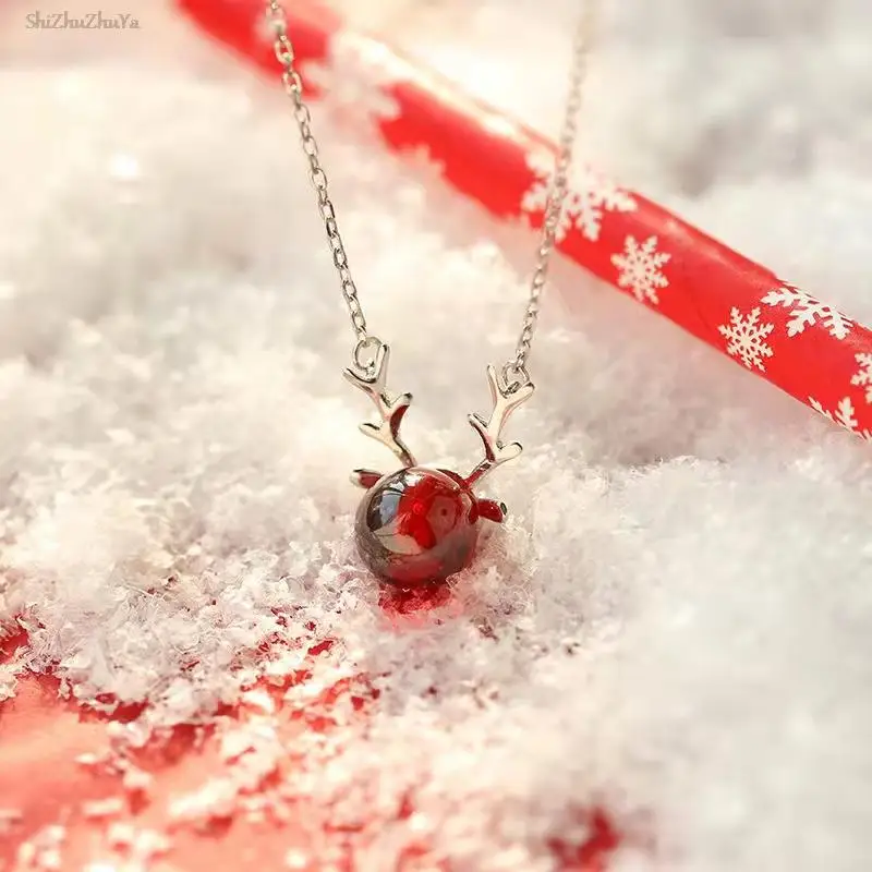 

A deer has you red garnet antler pendant necklace simple and cute clavicle chain ladies fashion jewelry student Christmas gift