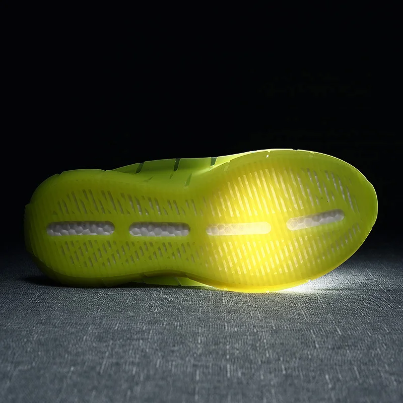 

2021 NEW Hot Comfortable Men Casual Shoes Lightweight Blade Running shockproof lack up breathable male sneakers SIZE 39-46