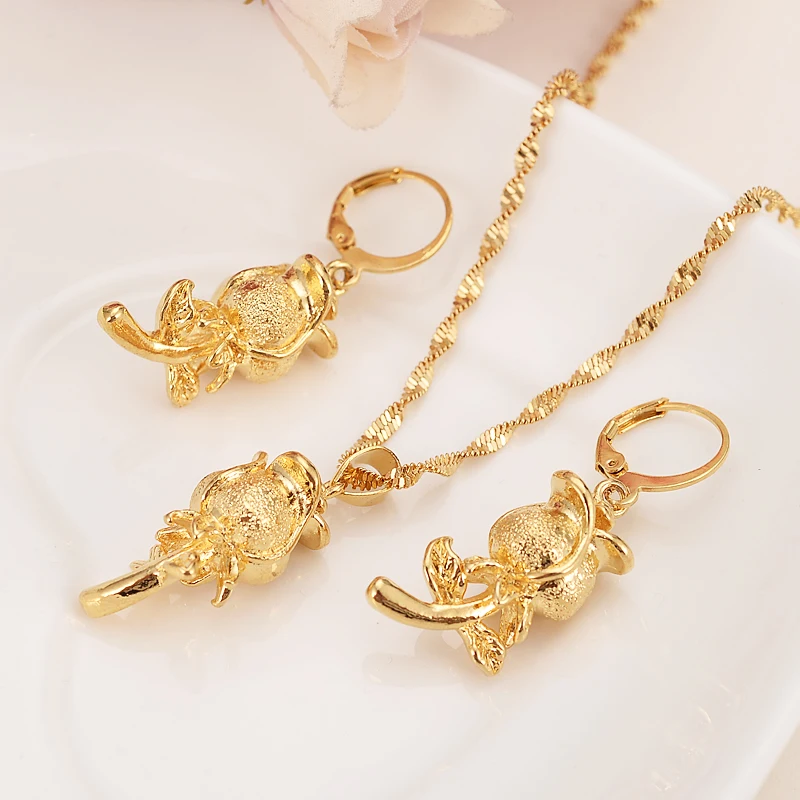 

Gold Color Rose Flower Earrings Pendant Necklaces Elegant Jewerly Set For Women Exquisite Dubai Arab African Jewelry