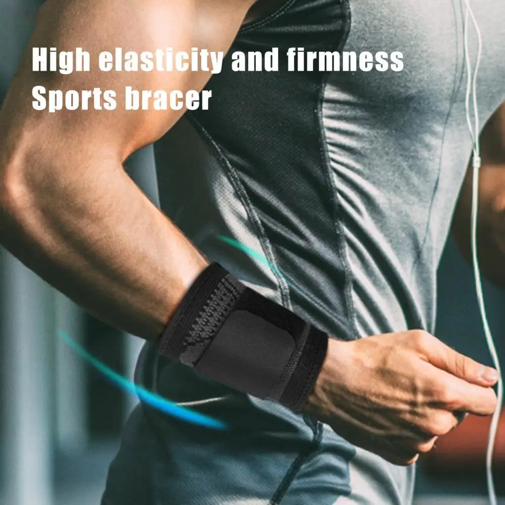 

Lightweight Convenient Wrist Brace Support Strap Sweat-absorbent Safety Wristband Universal for Running
