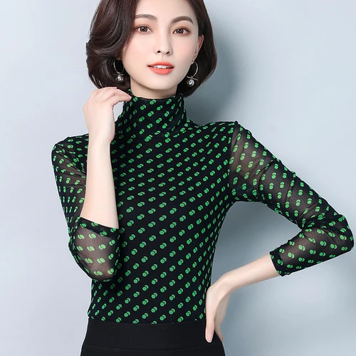 Женские простые удобные черные рубашки с романтическим принтом большие размеры