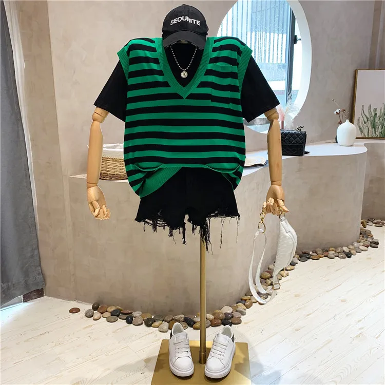 

Niche Design New Women's Clothing Summer 2021 Fashion Loose V-neck Vest Sleeveless Top Striped Knitted Vest