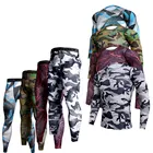 Комплект мужской спортивной одежды, футболка с длинным рукавом и шорты для бега