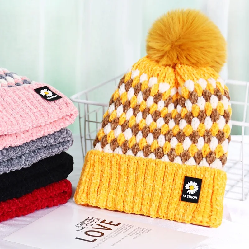 

Fashion thickened Arctic velvet winter warm and lovely wool ball hand knitted hat women's Wool Hat Cotton hat