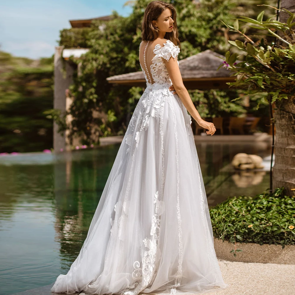 

Vestidos Elegant Wedding Dresses Tulle Illusion Appliques V-Neck Sleeveless Covered Button Ball Bridal Gowns