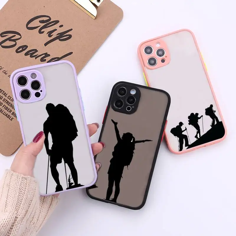 

Backpacker Backpacker climbing Phone Case For iPhone 12 11 Mini Pro XR XS Max 7 8 Plus X Matte transparent Back Cover