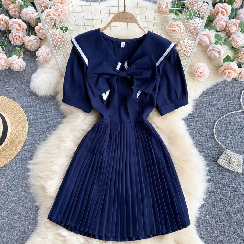 

Платье в стиле древнего лацкана с бантом для выцветания морали