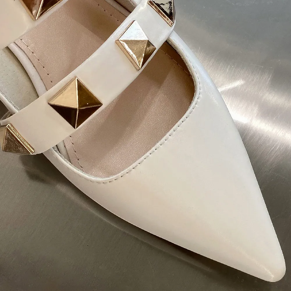 

Women's genuine leather slip-on flats sandals reivet buckle pointed toe female casual summer slides high quality mules shoes hot