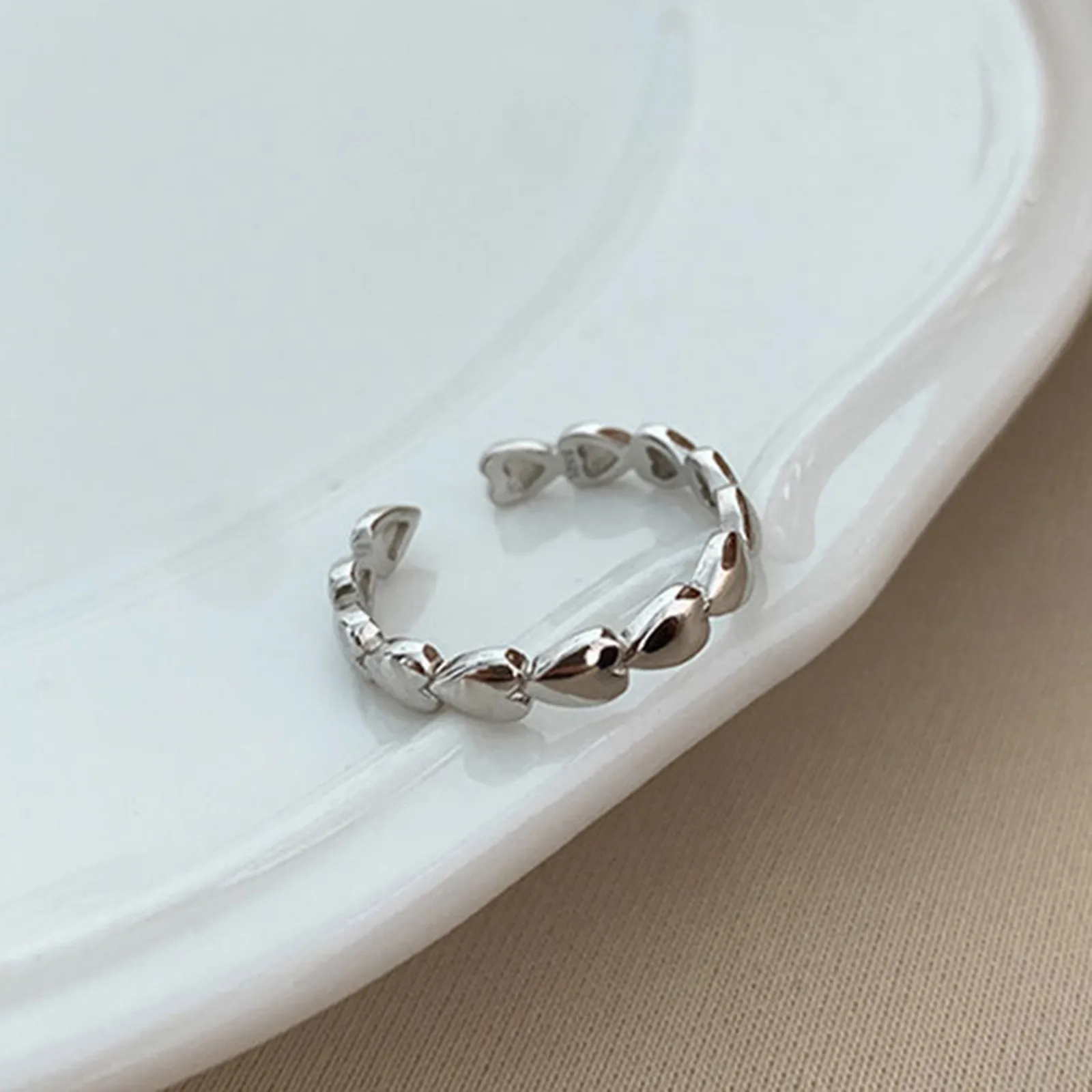 Кольцо регулируемое в виде сердца для женщин и девушек |