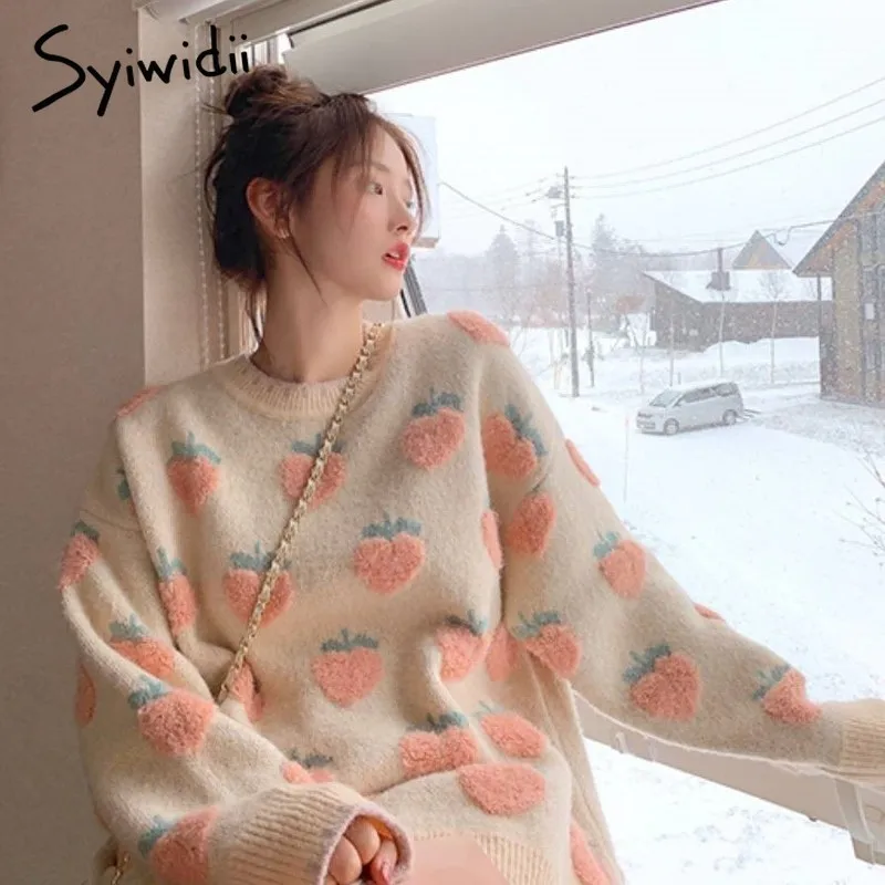 Свитер женский трикотажный с вышивкой и рукавами летучая мышь Осень-зима 2020 |