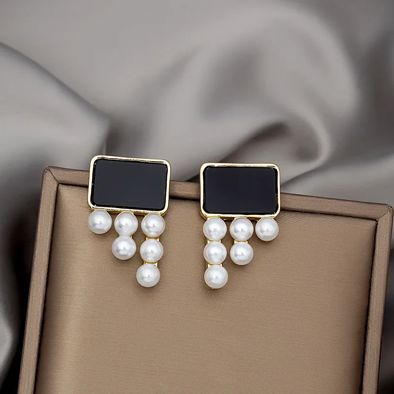 

Женские прямоугольные серьги VSnow, простые золотистые металлические серьги-кисточки с искусственным жемчугом, черного цвета