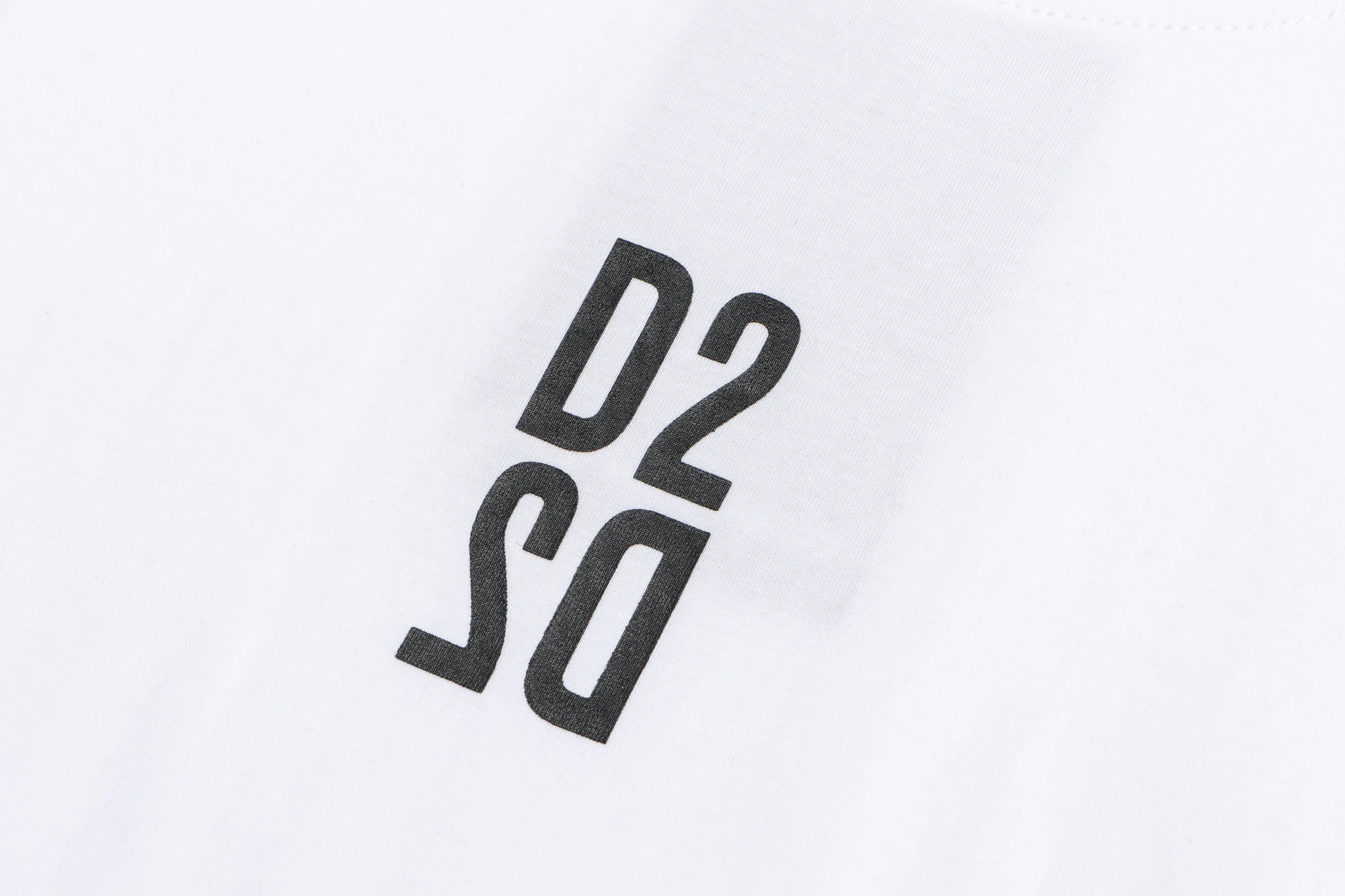 

DSQUARED2 Men's Women's Printed LettersRound Neck Short Sleeve Street Hip Hop Pure CottonD2 Authentic Tee DSQ2 T-shirt 880