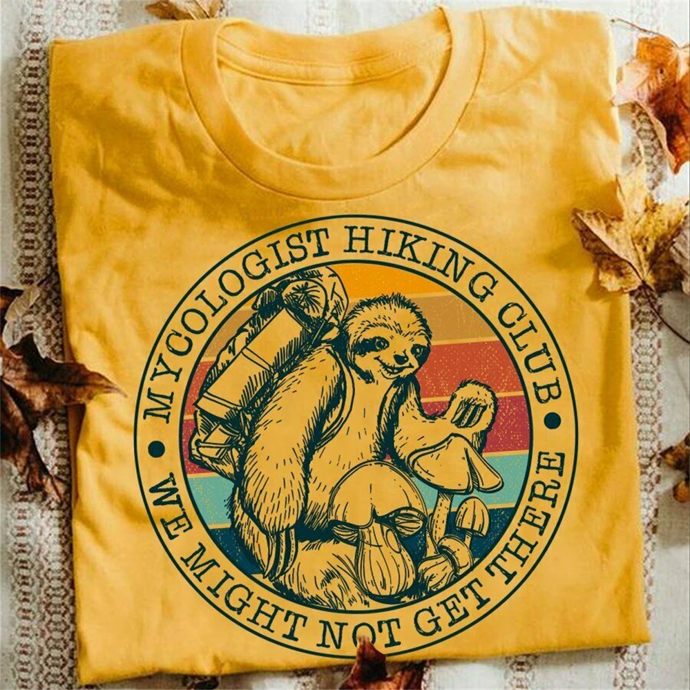 Mycologist Hiking Club We Might Not Get There футболка с рисунком Ленивца унисекс свободная