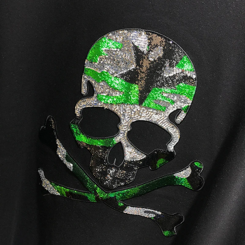 

2020 new style personalized skull head pearl Sequin embroidery men's long sleeve top slim and handsome round neck sweater trend