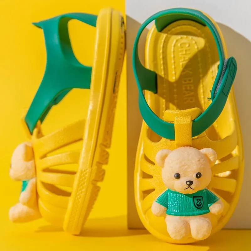 

PVC Summer Children Sandals Cute 3D Bear Charm 2021 New Childhood Cartoon Boys Girls Sandals Cut Outs Soft Beach Shoes E06052
