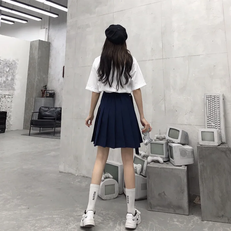 

M - 4XL Womens Punk Mini Skirt Gothic High Waist Heart Buckle Belt Pleated Skirt Harajuku Plus Size Kawaii Schoolgirl Skirts