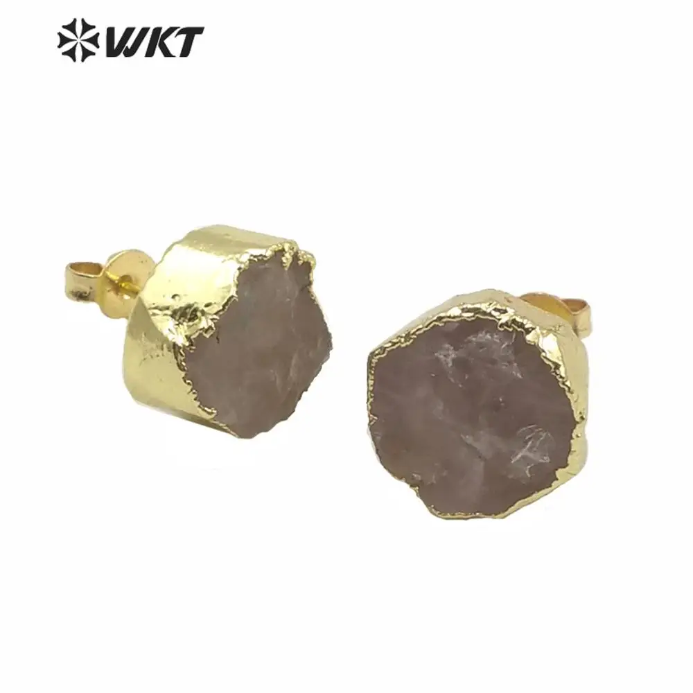 

WT-E631 Wholesale fashion 10mm natural roses quartz studs resist tarnishable gold raw stone earrings procurement