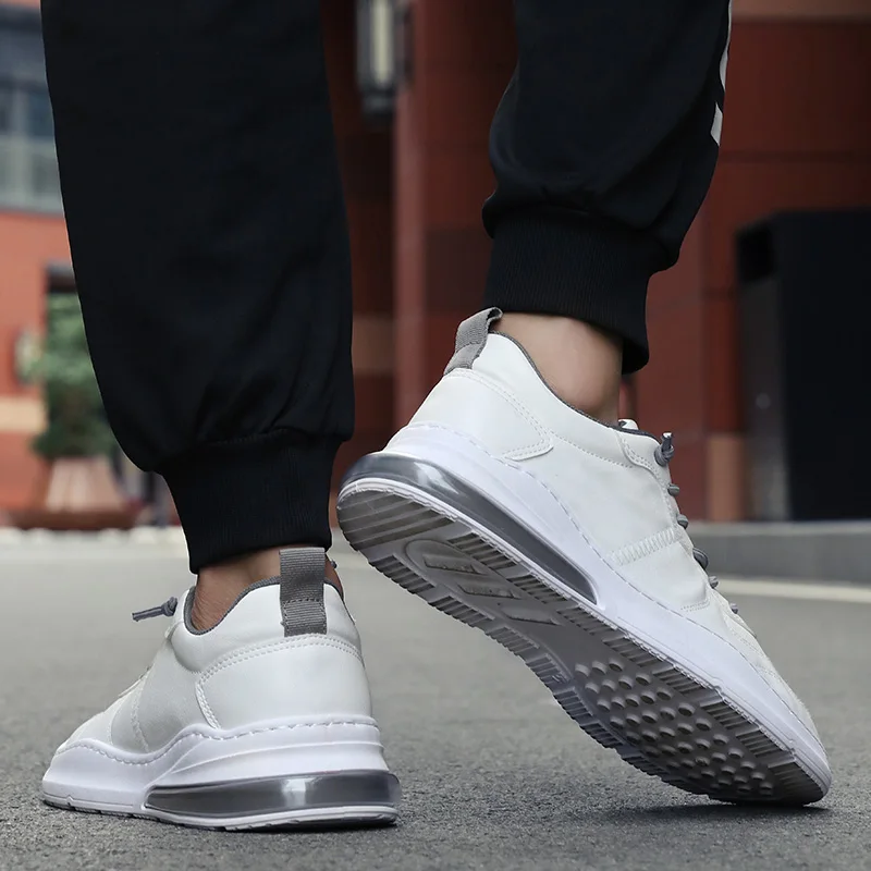 Мужские теннисные туфли черные или белые кроссовки на плоской подошве уличные