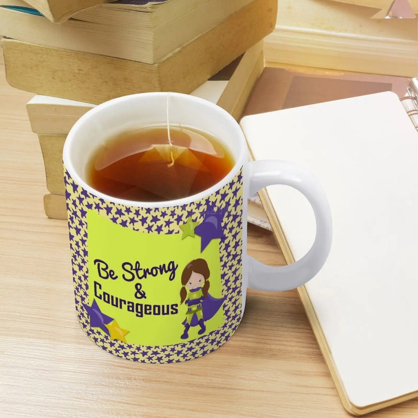 Кружка Будь Сильным и Отважным Супергероя Новое Качественное Печатное Изображение 11 унций Фиолетовая Звезда.