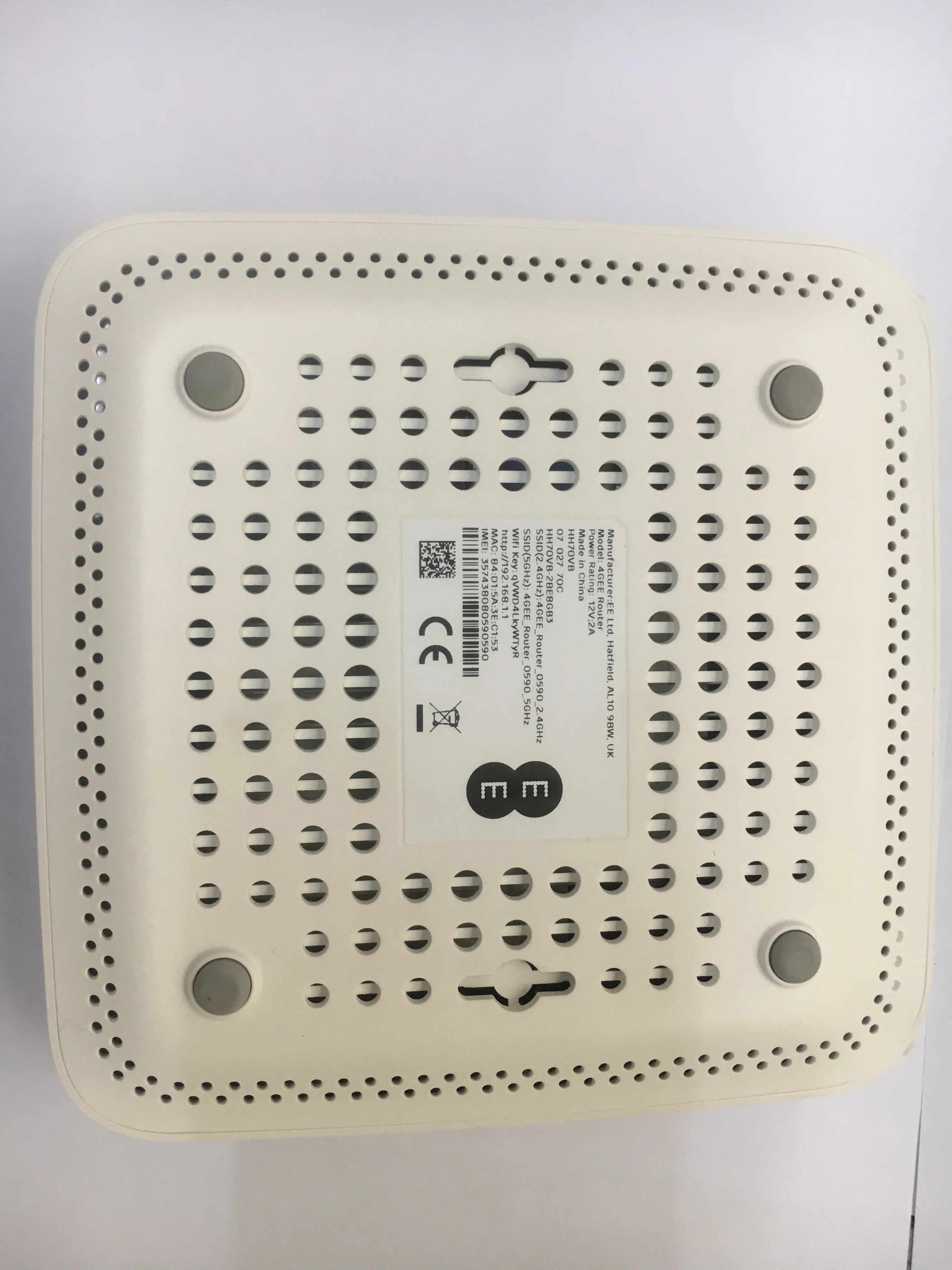 Wi-Fi-роутер Alcatel HH70 300 Мбит/с LTE Cat7 4g LinkHub HH70vb 5 ГГц усилитель сигнала для sim-карты |