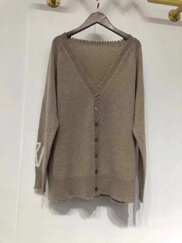 Женский трикотажный кардиган с V-образным вырезом однобортный жаккардовый