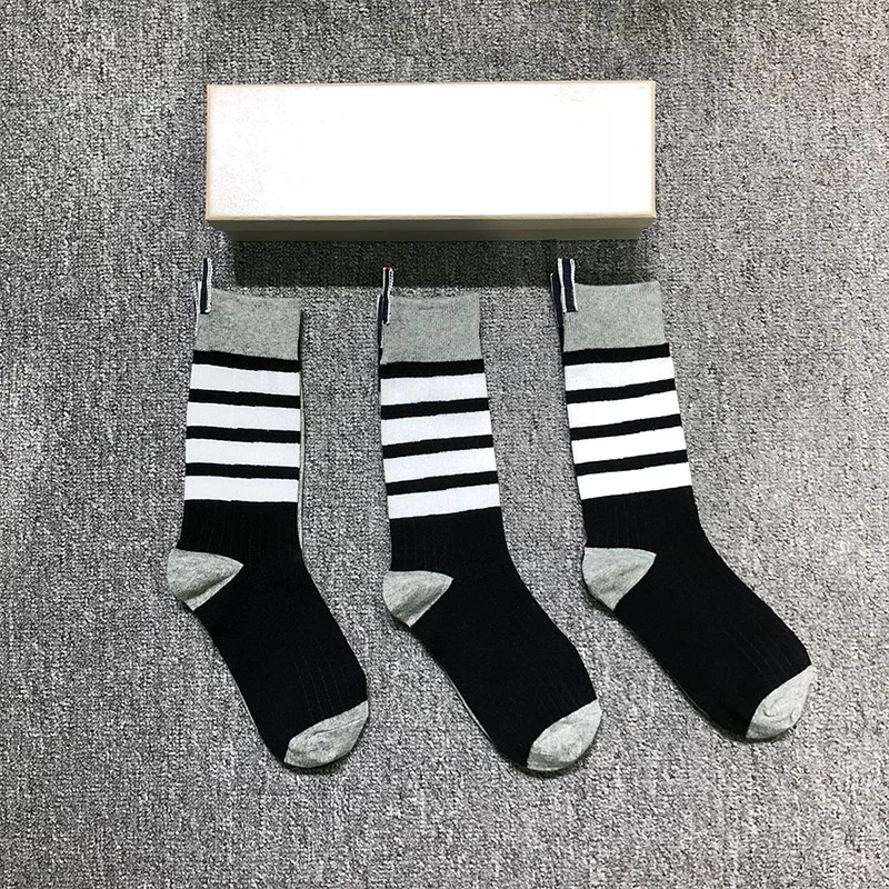 

2022 Fashion New Socks Men Women Cotton White Stripes Casual Crew Socks Hip Hop Medium Tube Socks Ins 3 Pairs