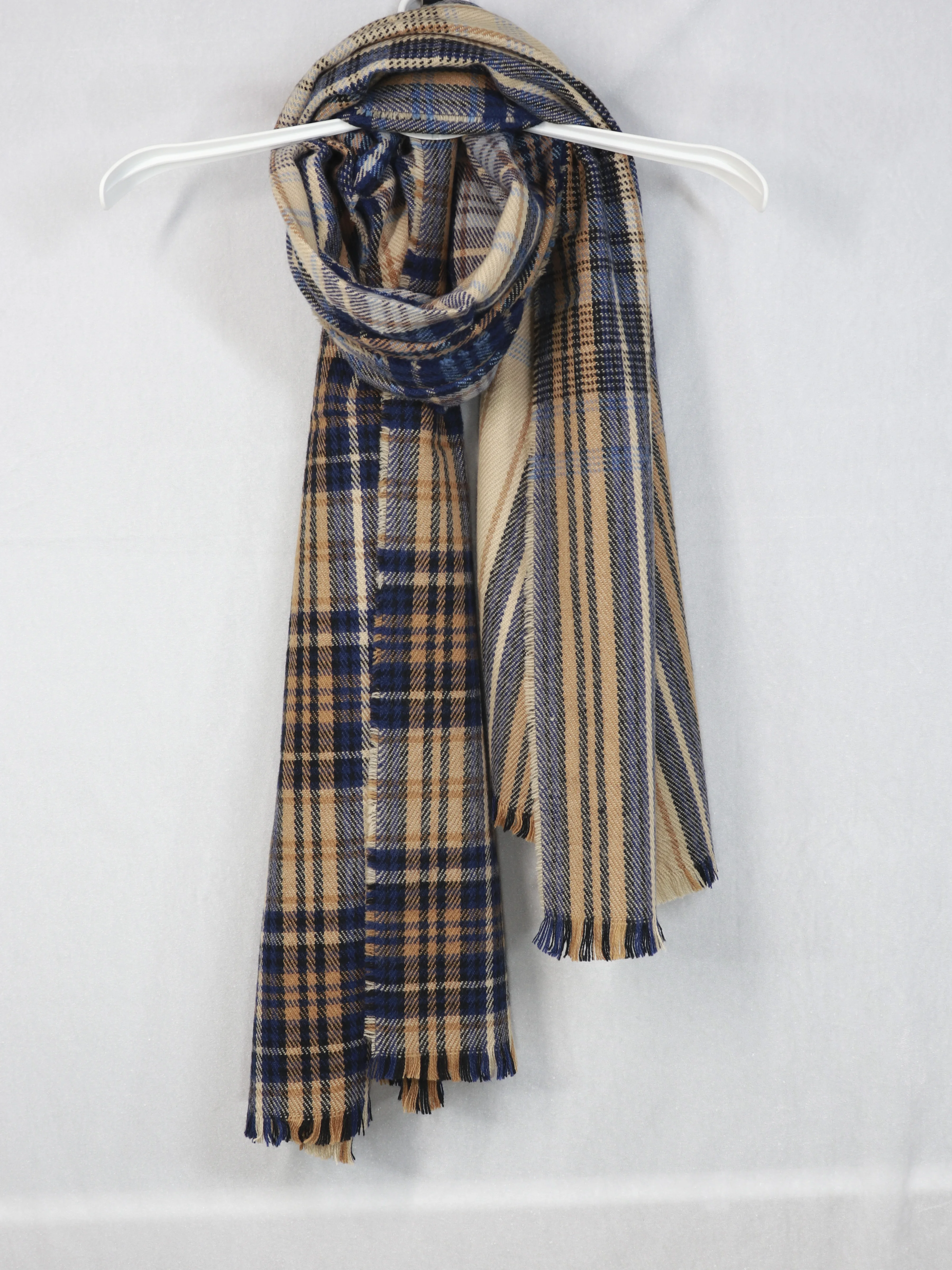 Новый Зимний кашемировый шарф, цветная сетка, модный теплый шарф, длинный шарф, универсальный, модный шарф от AliExpress WW