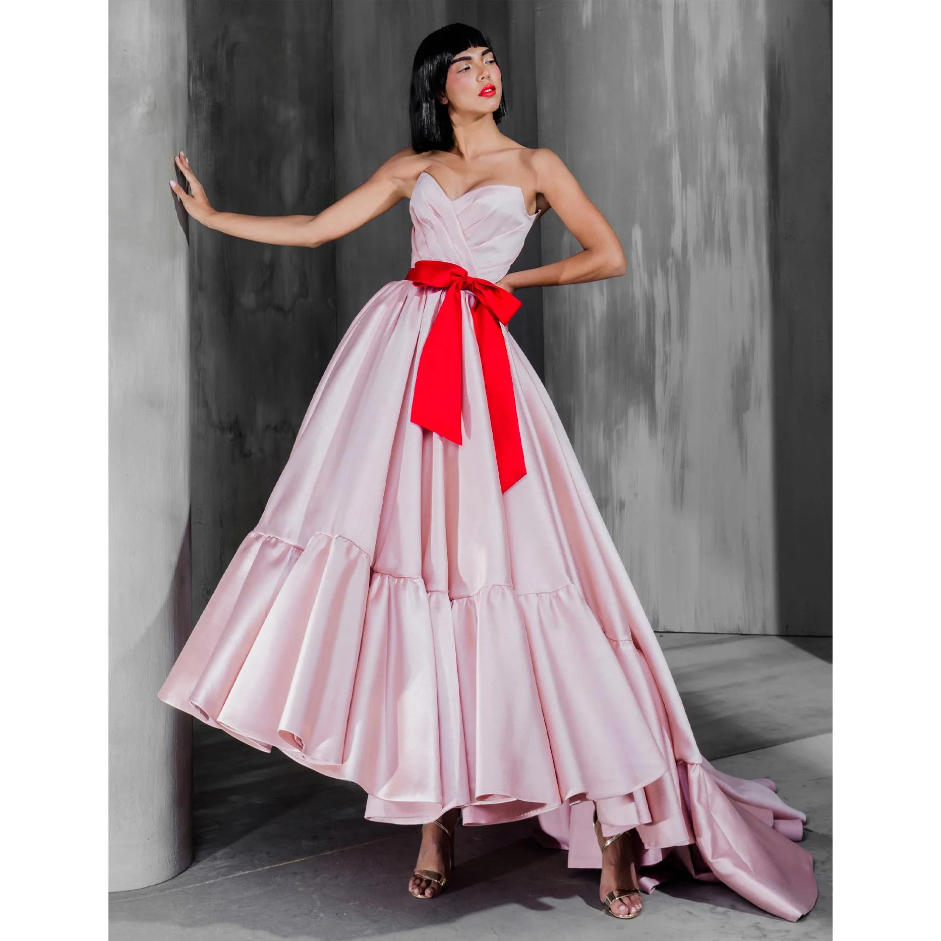 

Pink Pretty Elegant Prom Dresses Strapless Sleeveless Bow Waist Pleated Hi-Lo Dress Women Evening Party Gowns Custom Plus Size