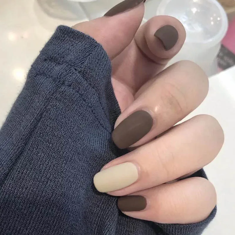 

24pcs fake nails with design short nails brown gray solid color false nail with glue fashion nails press on nail square for girl