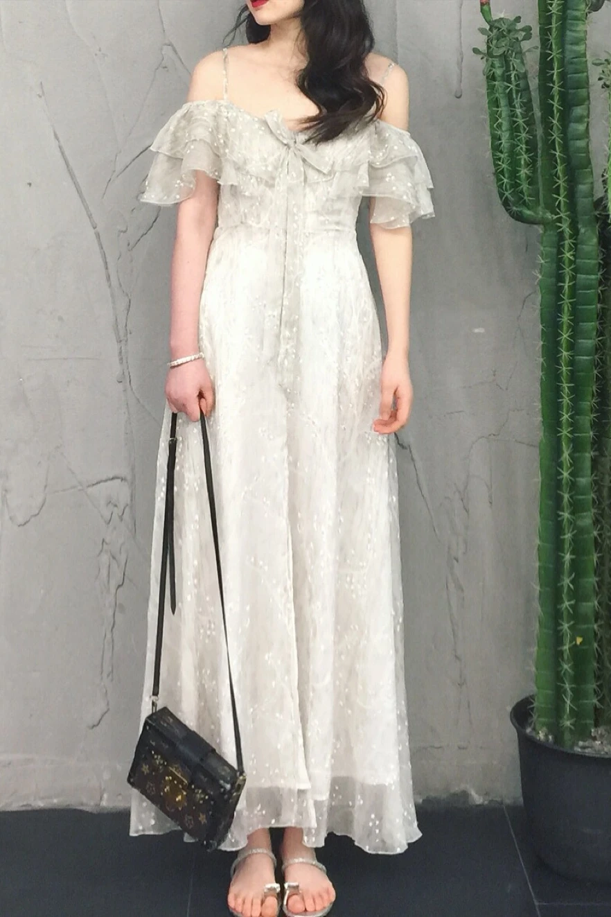 Платье женское винтажное с открытыми плечами шифоновое на бретельках длинное