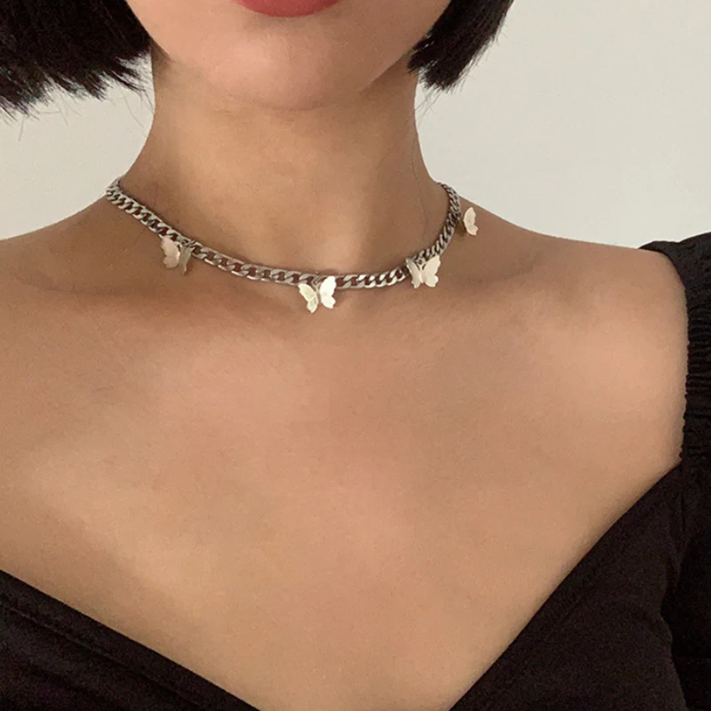 

2021 New Trendy Korean Multiple Butterfly Clavicle Chain Female European And American Simple Style Temperament 2020 New Trend