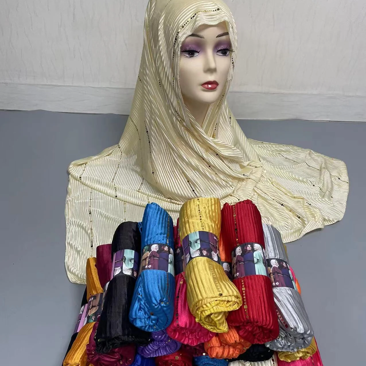

12PCS African Women Nigeria Hijab Muslim Scarf Cotton Plain Embroidery Sequins Dubai Islamic Musulman Women Scarves WHOLESALE