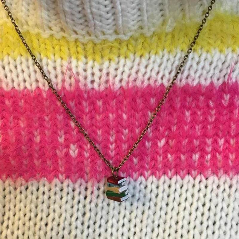 Модное ожерелье с подвеской в виде книжки стиле ретро для женщин разноцветными