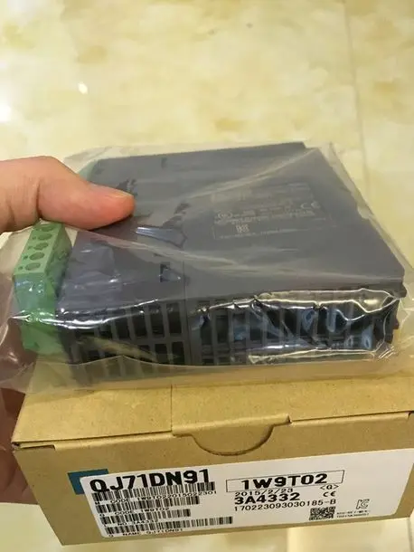 

1 шт. MITSUBISHI PLC QJ71DN91 в коробке, Новинка