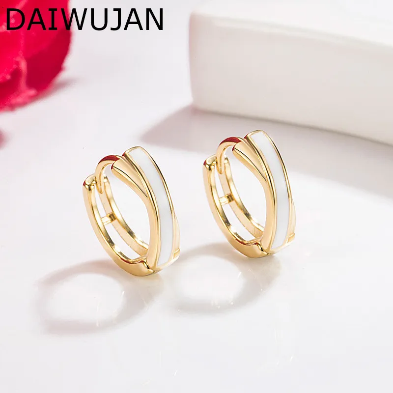 

Серьги-кольца женские из серебра 925 пробы с геометрическим рисунком