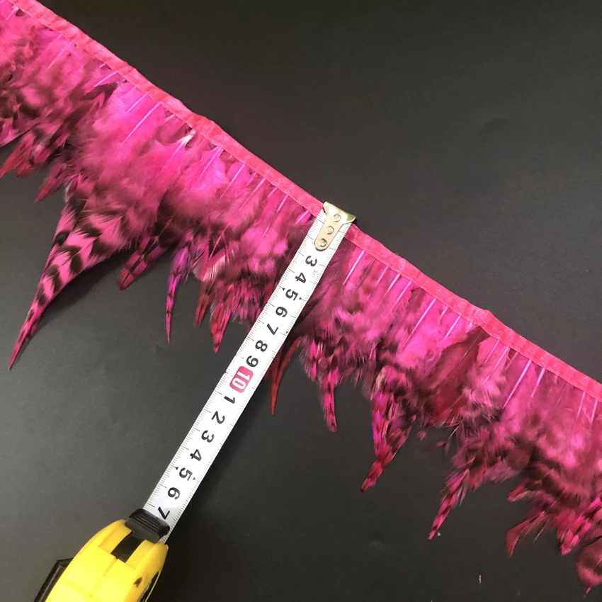 Оптовая продажа фабрики дешевые продажи 10 ярдов красочные петухи Куриные перья