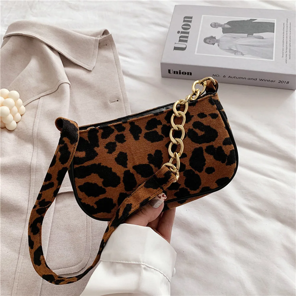 

Vintage Leopard Pattern Underarm Bags For Women Fashion Daily Plush Shoulder Handbag Traver Shopping Top-handle Bag 2021 Trend