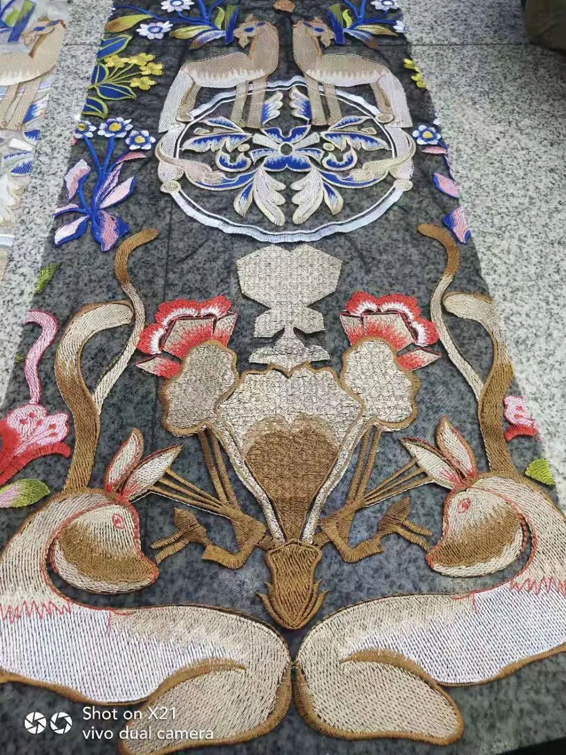 New arrival unique embroidered lace fabric with beautiful flowers African for party dress | Дом и сад