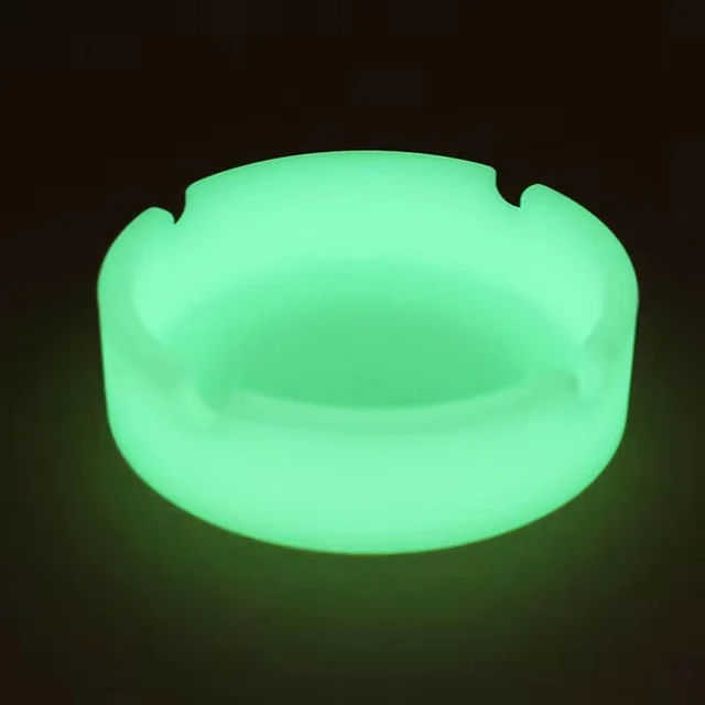 

Glow In The Dark Non-flammable Silicone Soft Luminous Ashtray Magic For Smoking Cigarette Cigar