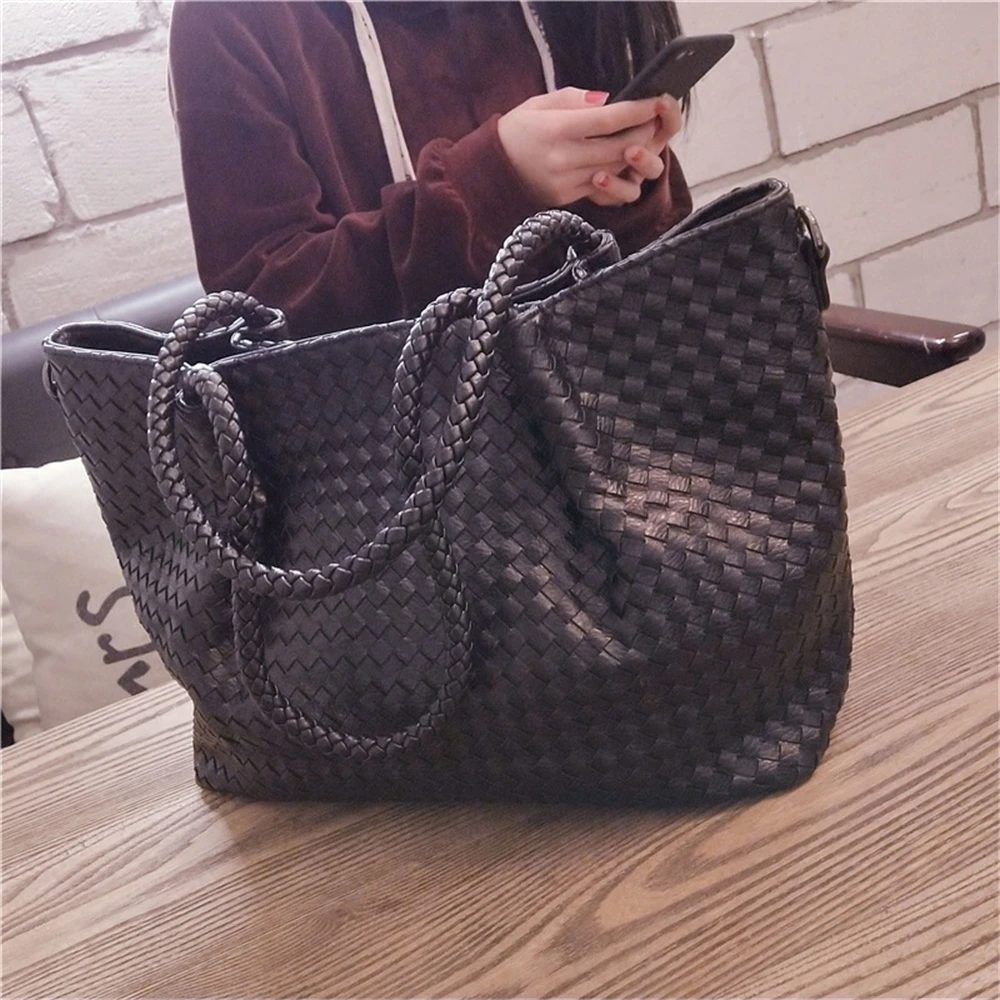 

Luxury Designer Women's PU Woven Tote Bag Handbag Female Casual Bag Shopper Top-Handle Braided Bolsas With Shoulder Strap