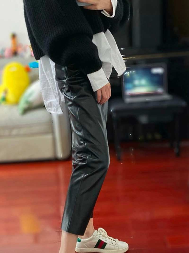 Рисунок 4 - Женские брюки из натуральной овечьей кожи