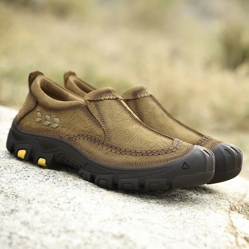 

2020 New Men Shoes Casual Breathable Casual Male Shoe Man Causal Shoes For Men Men's Sneakers Leather Hot Flat Black Mens