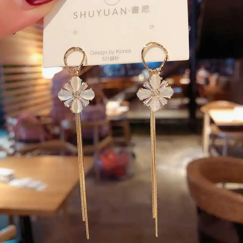 

S925 Silver Needle Korean Opal Petal Flower Earrings Temperament Net Style Tassel Earrings Eye Red Long Earrings