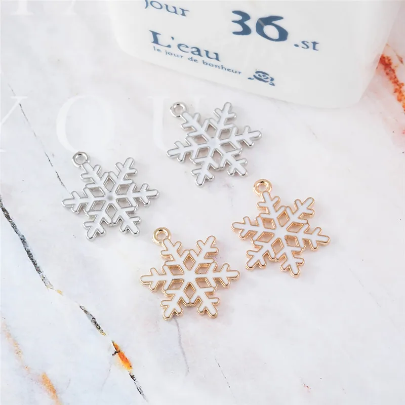 

10pcs Antique Silver Color Snowflake Snow Charms Christmas Pendant Findings Accessories DIY Jewelry Wholesale 21x21mm