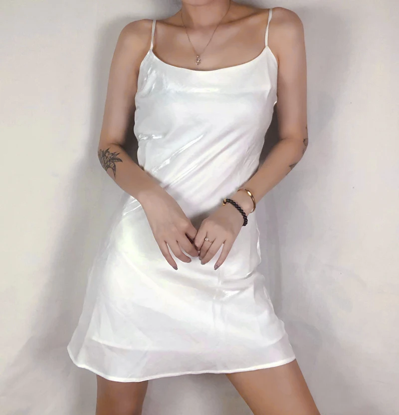 Женское атласное мини-платье-комбинация с воротником-хомутом - купить по