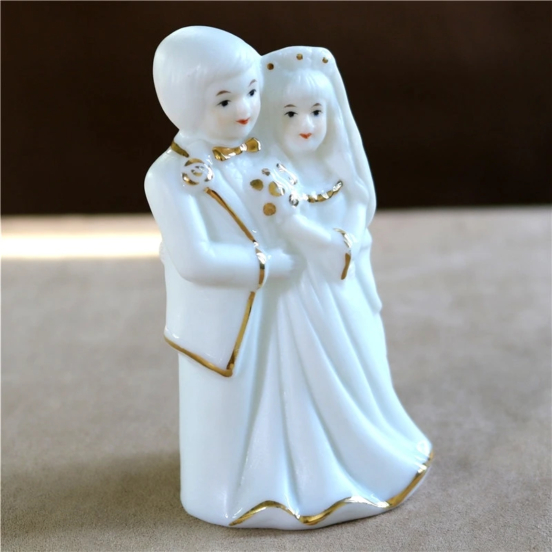 Напоминающая фарфоровая Свадебная пара миниатюрная керамическая статуэтка