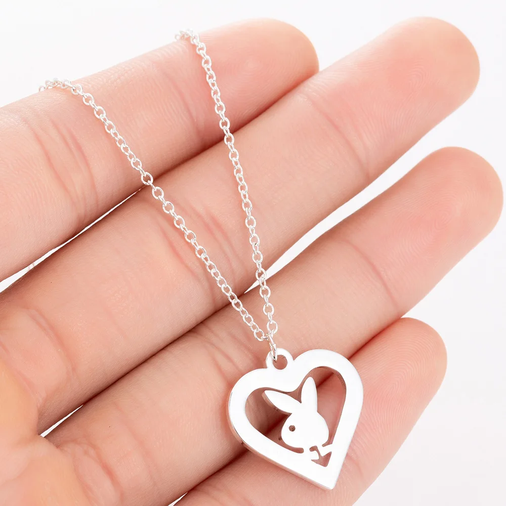 

Sweet Hollow Cute Little White Rabbit Pendant Necklace Ladies Mori Love Clavicle Chain Wholesale