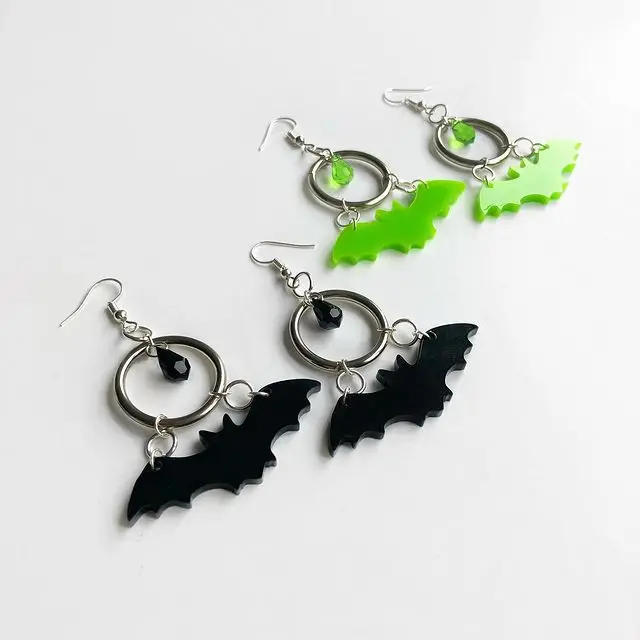 

CRYSTAL BAT Earrings,Witch, Pagan, Alternative, Gothic